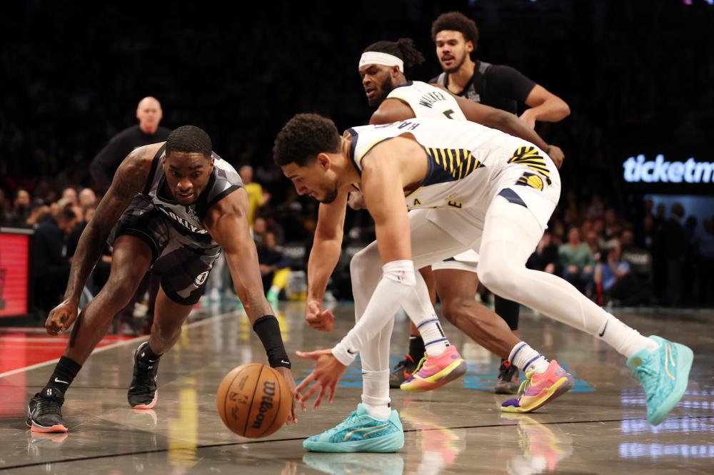 通过专注于 通过专注于