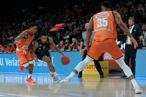 在赛场外的 在赛场外的